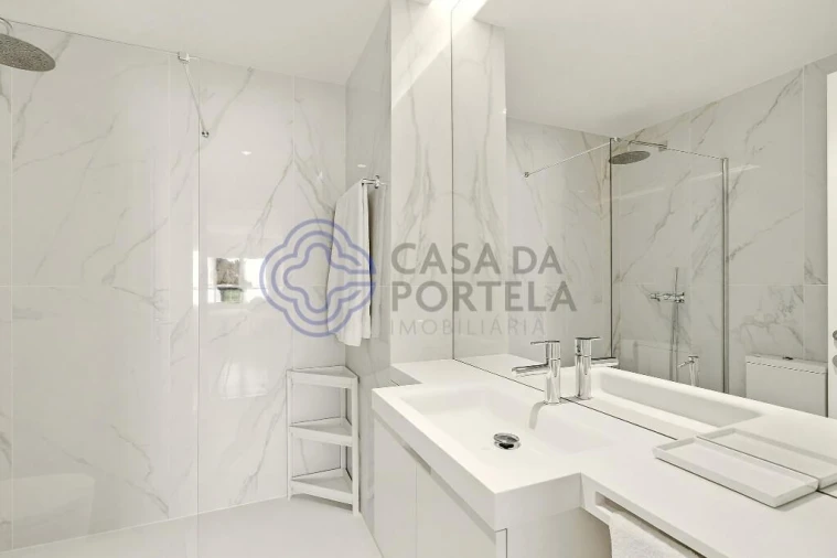 Apartamento T3 para Venda em Vila Nova da Telha Foto 11