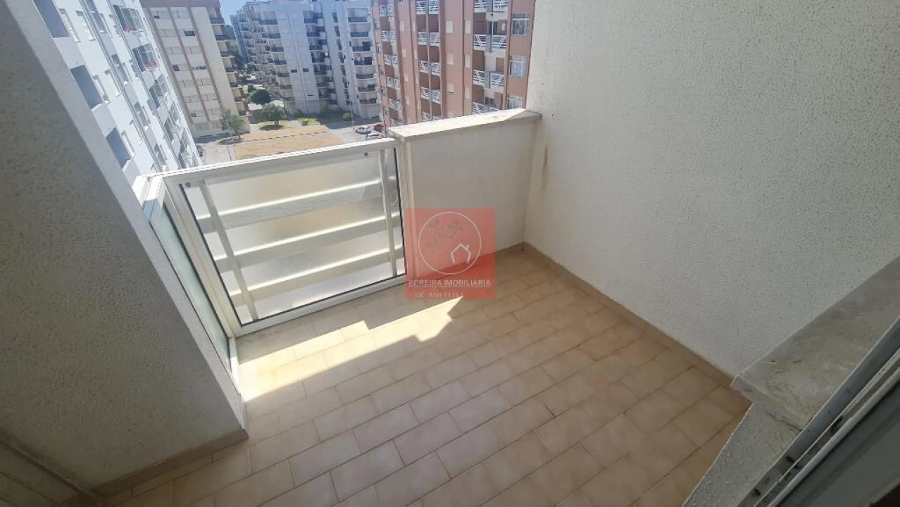 Apartamento T3 para Venda em Chafe Foto 2