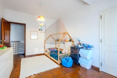 Apartamento T3 para Venda em Romeira e Várzea