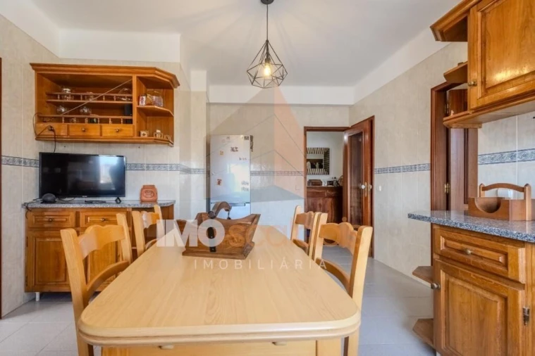 Apartamento T3 para Venda em Romeira e Várzea Foto 2
