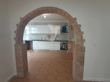 Apartamento T2 para Venda em Algueirão-Mem Martins