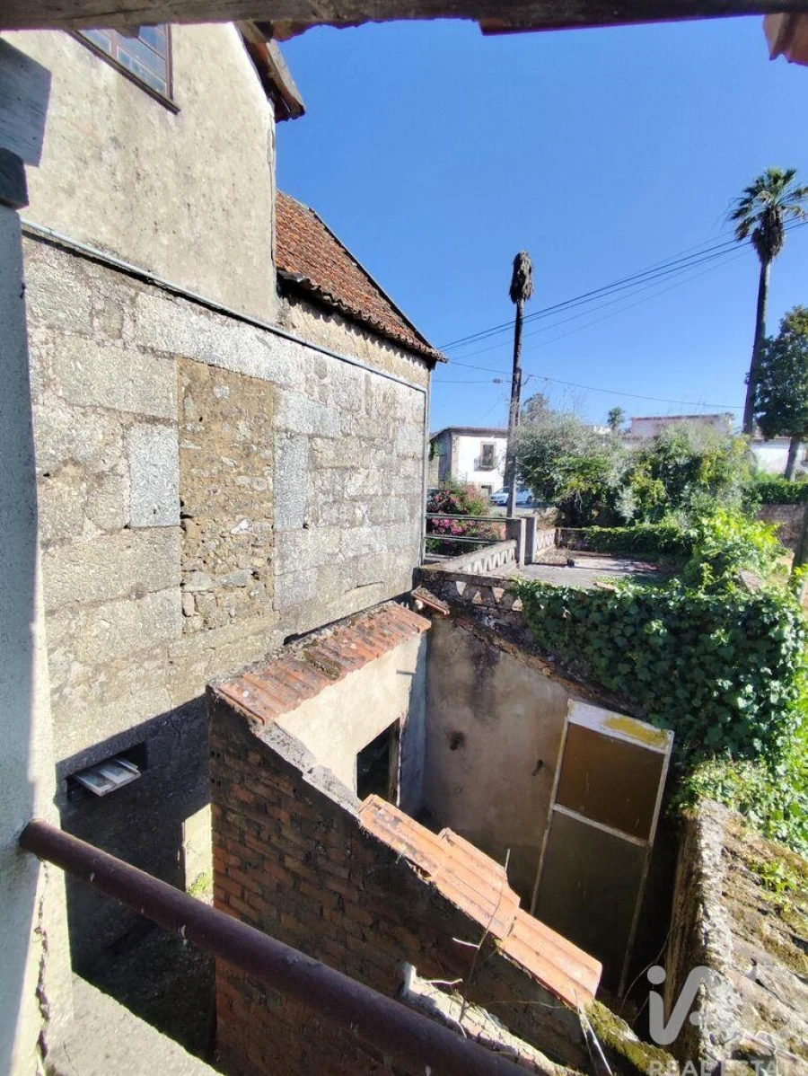 Moradia T6 para Venda em Covas e Vila Nova de Oliveirinha Foto 7