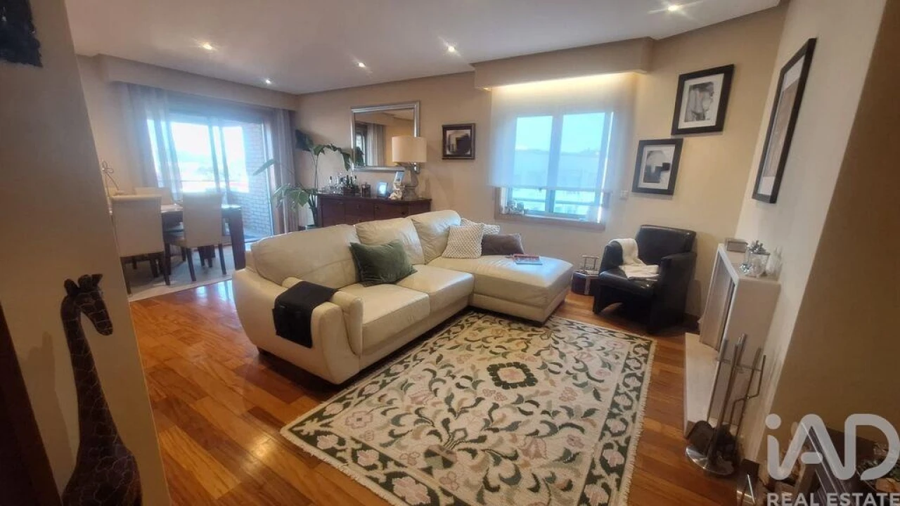 Apartamento para Venda em Aguas Santas Foto 1