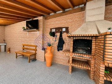 Moradia T2 para Venda em Luzim e Vila Cova