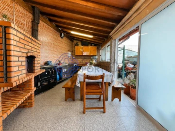 Moradia T2 para Venda em Luzim e Vila Cova