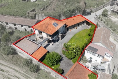 Moradia T3 para Venda em Monsul