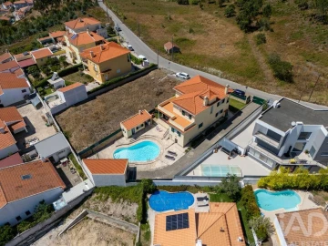 Moradia T4 para Venda em Mafra