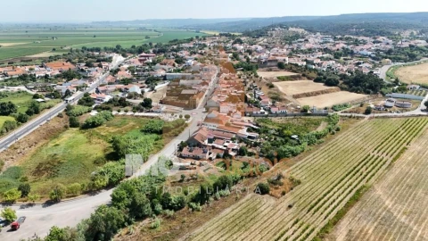 Moradia T2 para Venda em Vale de Cavalos