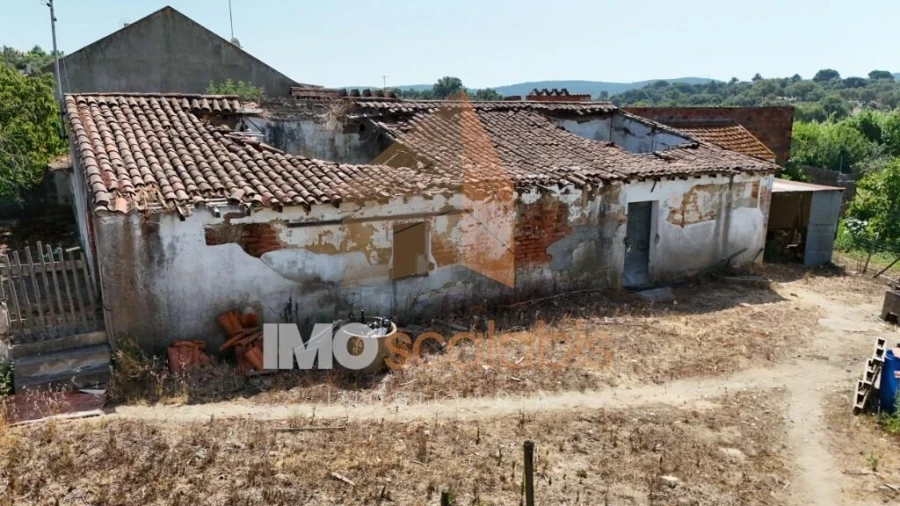 Moradia T2 para Venda em Vale de Cavalos Foto 13
