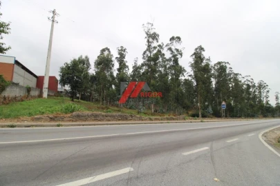 Terreno para Venda em Rio Mau e Arcos