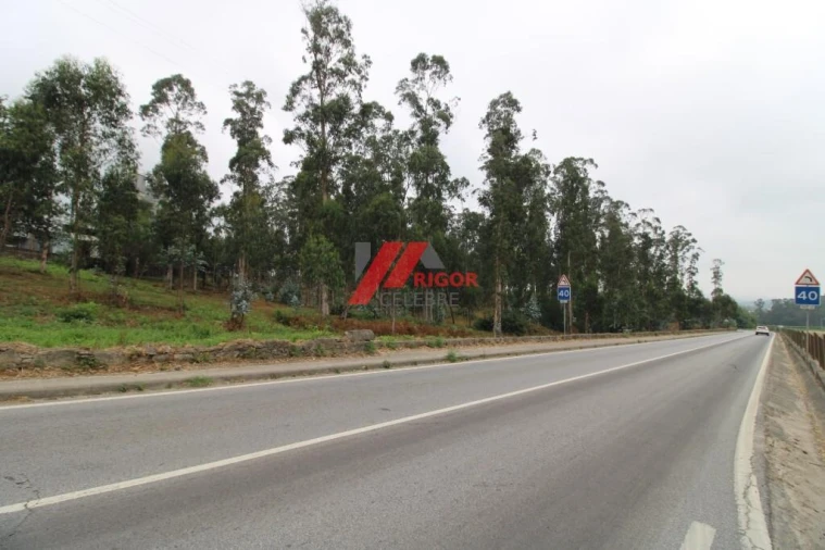 Terreno para Venda em Rio Mau e Arcos Foto 2