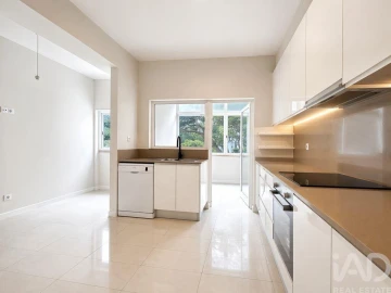 Apartamento T2 para Venda em Cascais e Estoril
