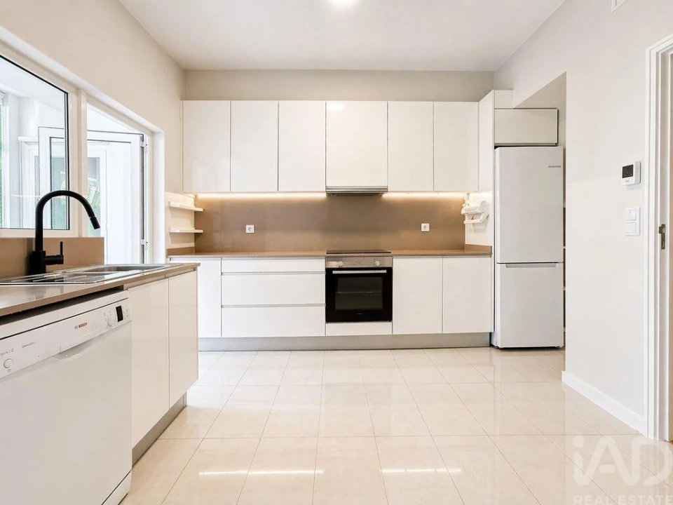 Apartamento T2 para Venda em Cascais e Estoril Foto 12