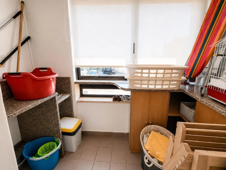 Apartamento T2 para Venda em Santo Antonio dos Olivais Foto 3
