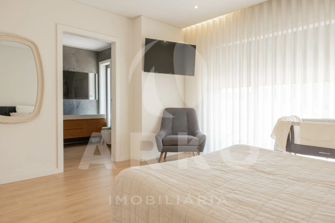 Moradia T3 para Venda em Santo Tirso, Couto (Santa Cristina e São Miguel) e Burgães Foto 21