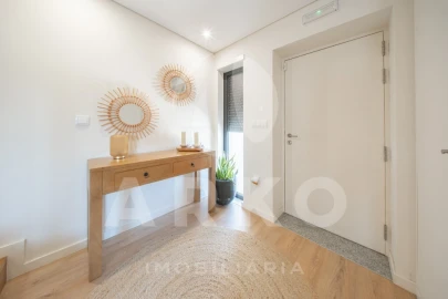 Moradia T3 para Venda em Santo Tirso, Couto (Santa Cristina e São Miguel) e Burgães