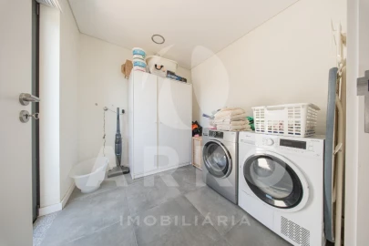 Moradia T3 para Venda em Santo Tirso, Couto (Santa Cristina e São Miguel) e Burgães