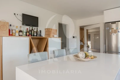 Moradia T3 para Venda em Santo Tirso, Couto (Santa Cristina e São Miguel) e Burgães