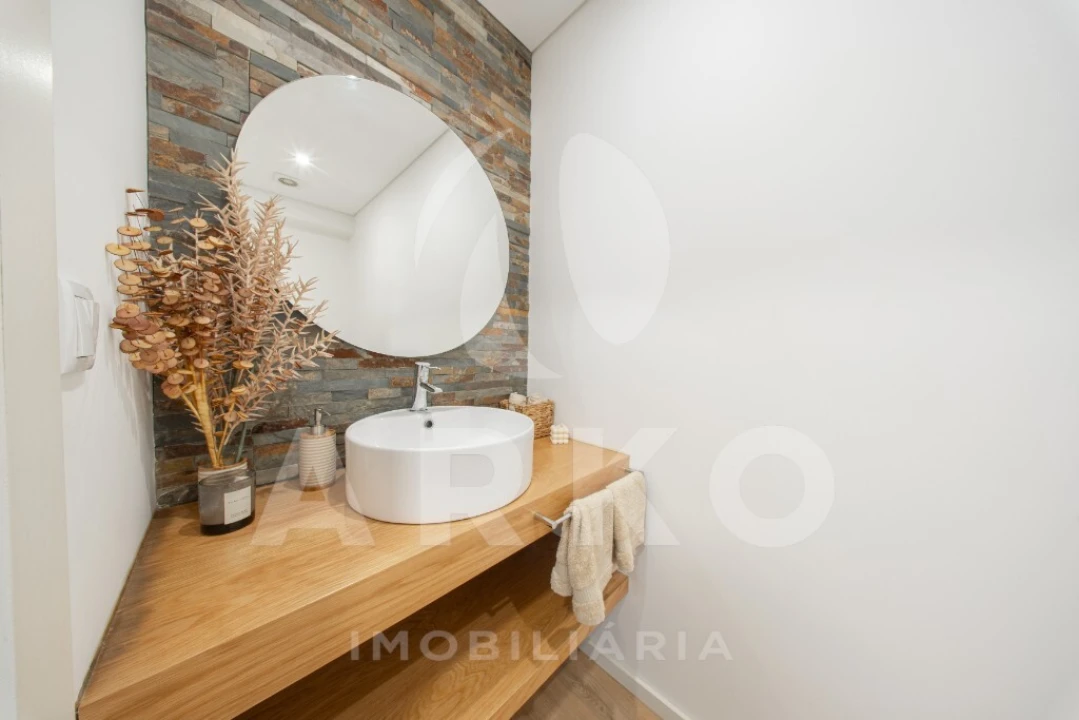 Moradia T3 para Venda em Santo Tirso, Couto (Santa Cristina e São Miguel) e Burgães Foto 14
