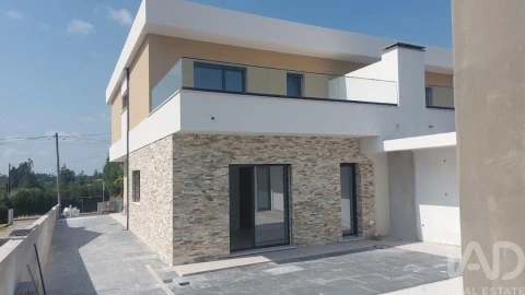 Moradia T4 para Venda em Cantanhede e Pocariça