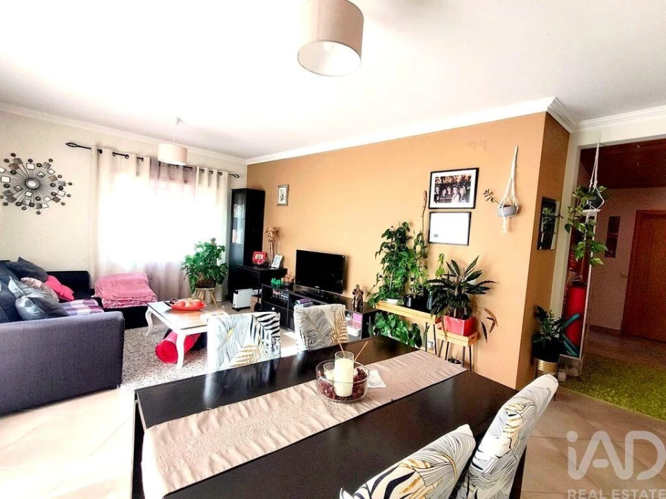 Apartamento T2 para Venda em São Brás de Alportel Foto 1