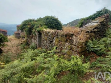 Terreno para Venda em Chaviães e Paços