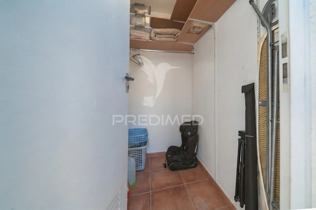 Apartamento T1 para Venda em Carregado e Cadafais Foto 18