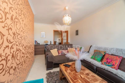 Apartamento T1 para Venda em Carregado e Cadafais