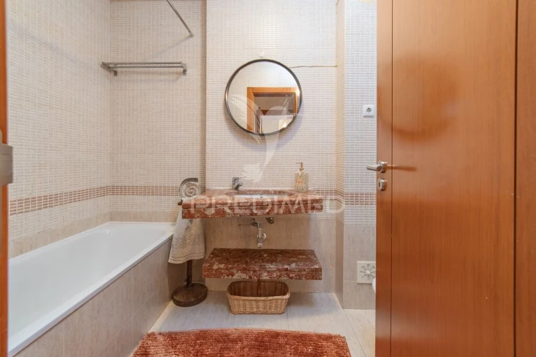Apartamento T1 para Venda em Carregado e Cadafais Foto 15