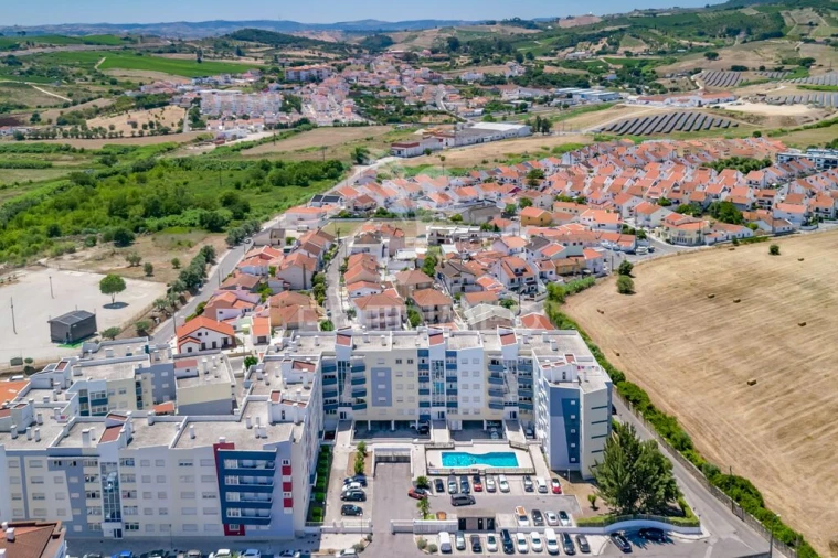 Apartamento T1 para Venda em Carregado e Cadafais Foto 20