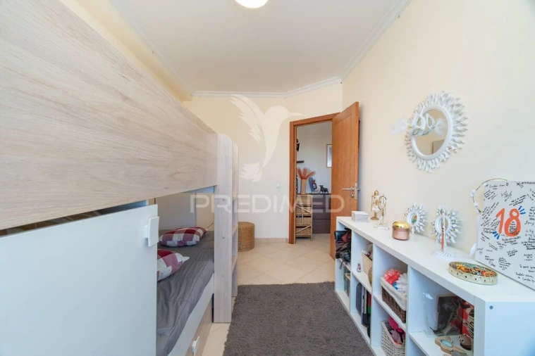 Apartamento T1 para Venda em Carregado e Cadafais Foto 12