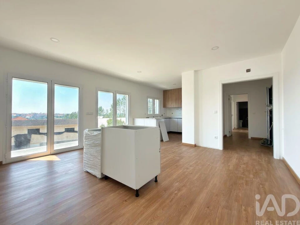 Apartamento T2 para Venda em Monte Real e Carvide Foto 13