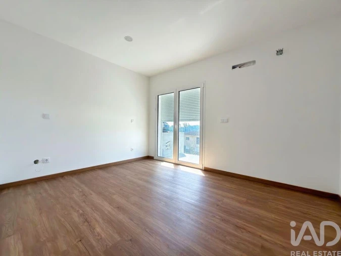 Apartamento T2 para Venda em Monte Real e Carvide Foto 15