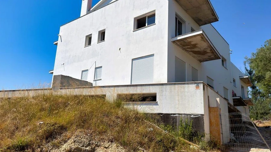 Apartamento T2 para Venda em Monte Real e Carvide
