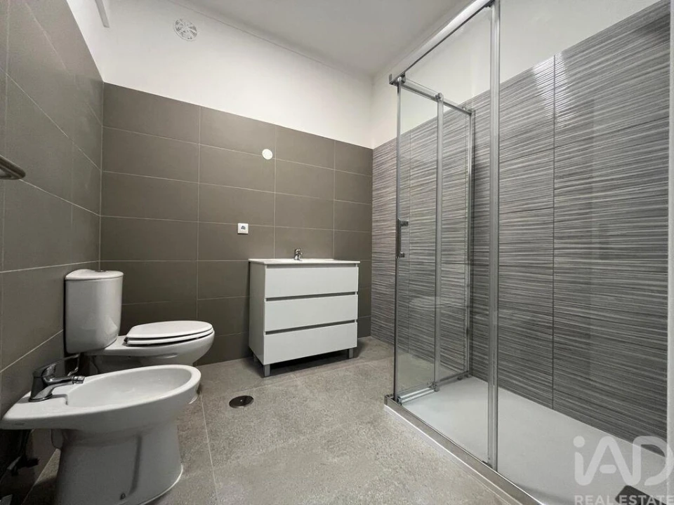 Apartamento T3 para Venda em Darque Foto 35