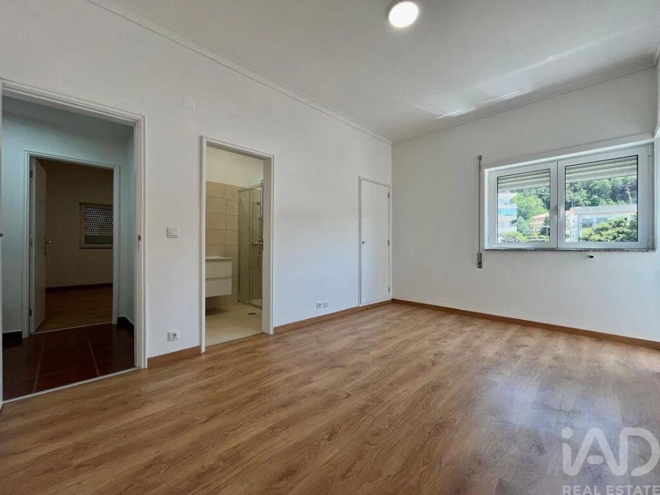 Apartamento T3 para Venda em Darque Foto 21