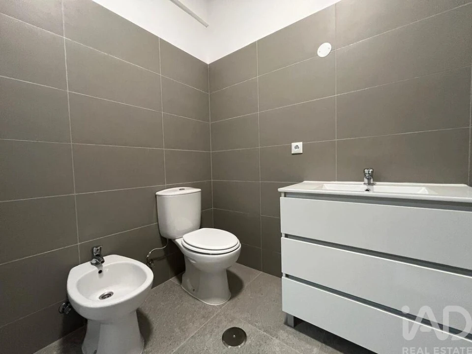 Apartamento T3 para Venda em Darque Foto 20