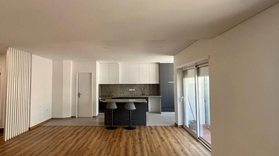 Apartamento T3 para Venda em Darque