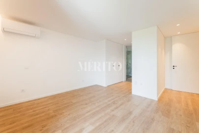 Apartamento T3 para Venda em Caldelas