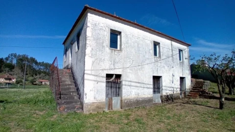 Moradia T5 para Venda em Arega