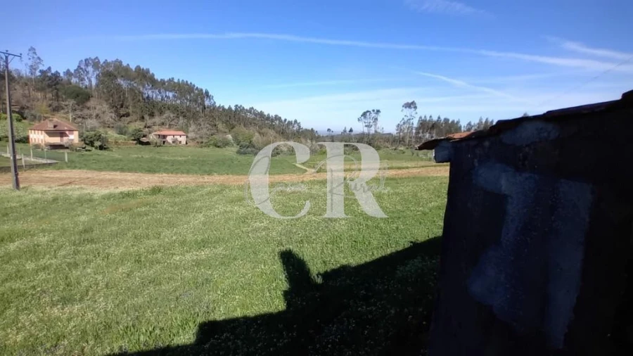 Moradia T5 para Venda em Arega Foto 34