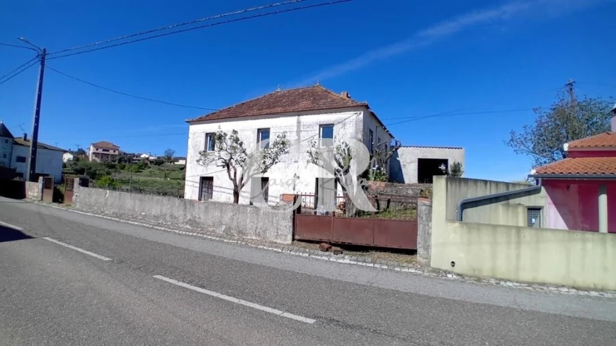 Moradia T5 para Venda em Arega Foto 41