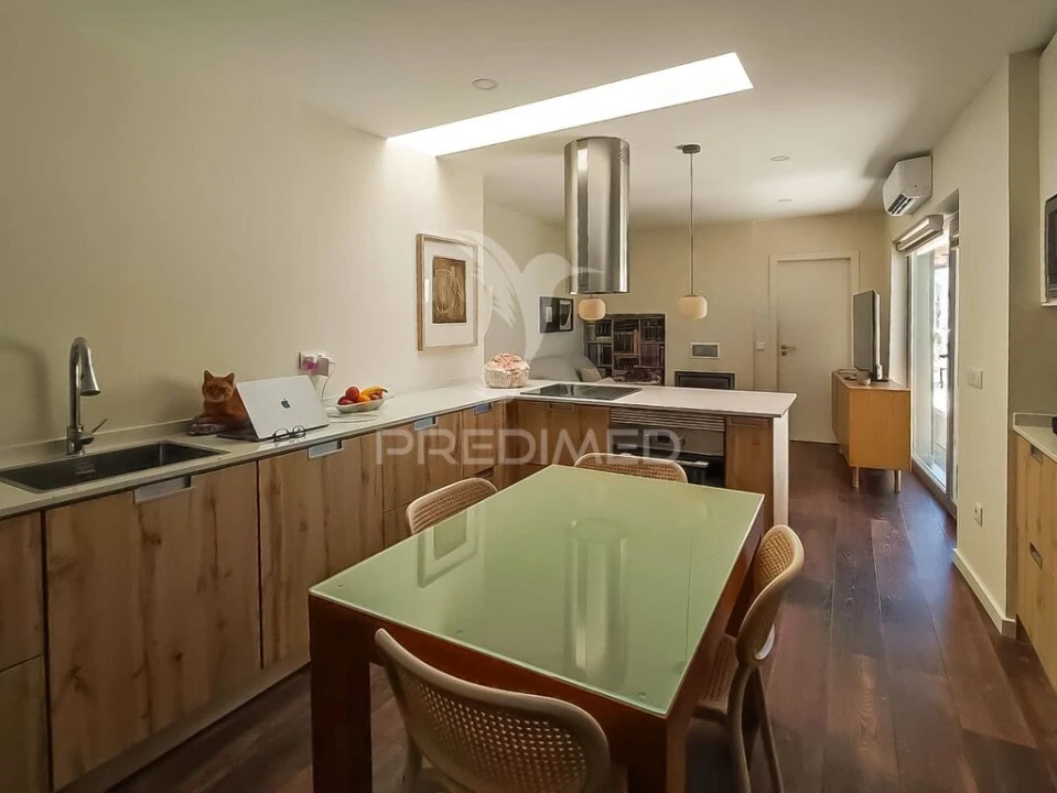 Moradia T4 para Venda em Soza Foto 2