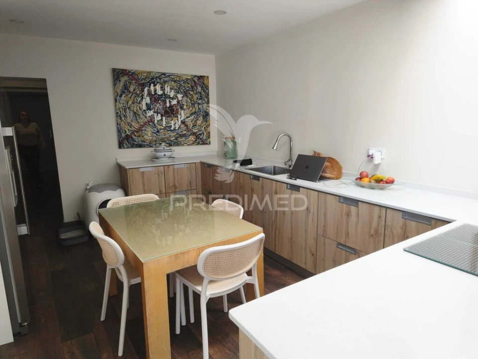 Moradia T4 para Venda em Soza Foto 2