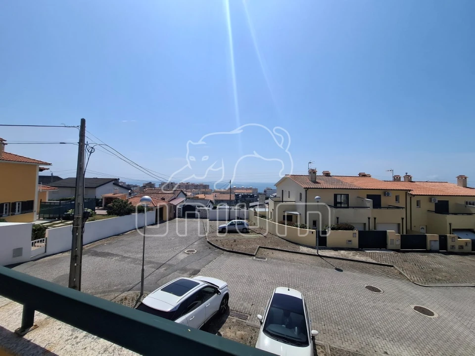 Moradia T3 para Venda em Vila Praia de Ancora Foto 1