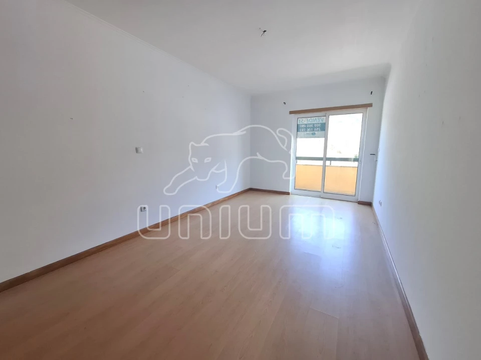 Moradia T3 para Venda em Vila Praia de Ancora Foto 18