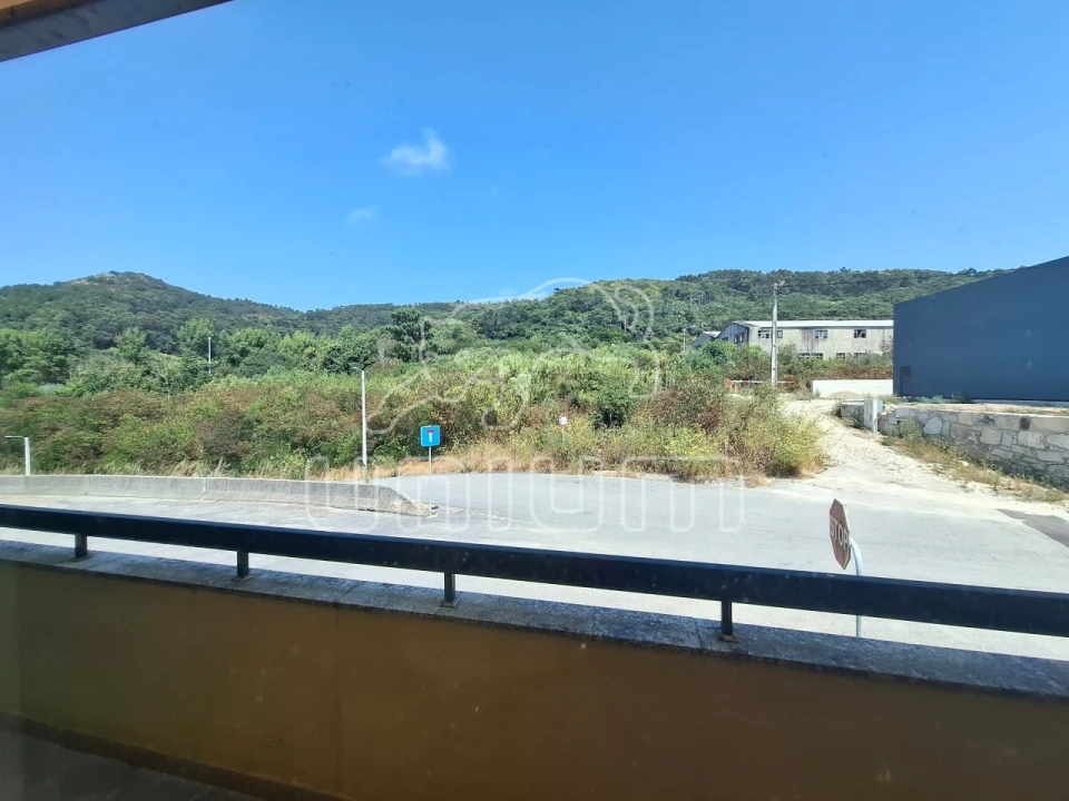 Moradia T3 para Venda em Vila Praia de Ancora Foto 21