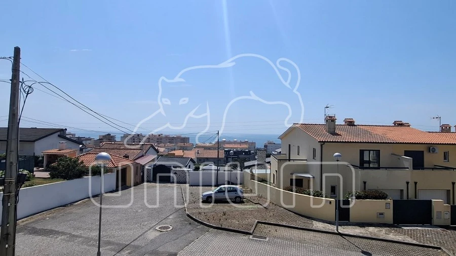 Moradia T3 para Venda em Vila Praia de Ancora