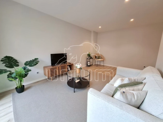 Apartamento T1 para Venda em Chafe Foto 2