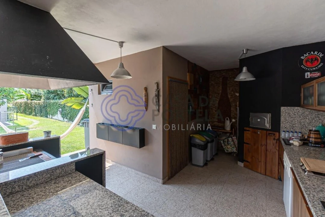 Moradia T4 para Venda em Nogueira e Silva Escura Foto 18
